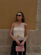 ONE SHOULDER CROCHET HOOPS TOP
